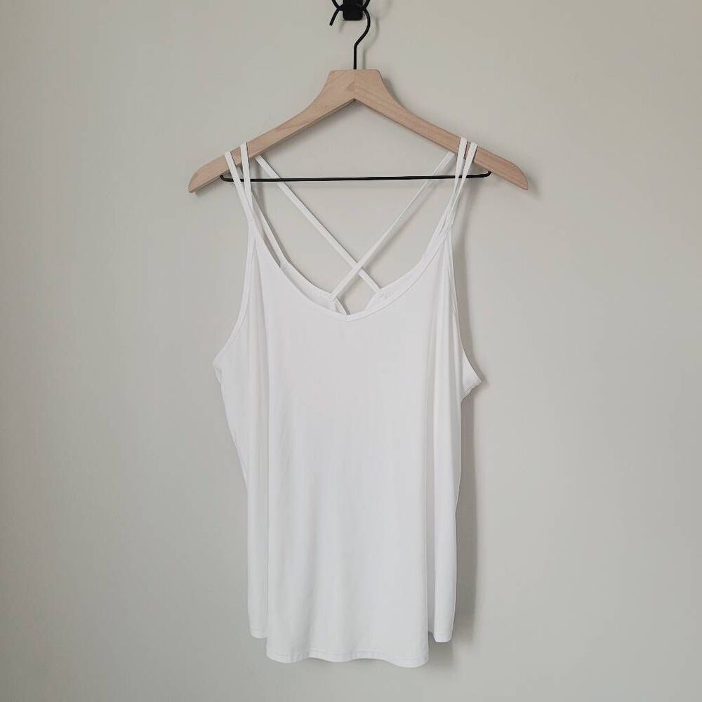 DSG White Strappy Workout Tank Size Large